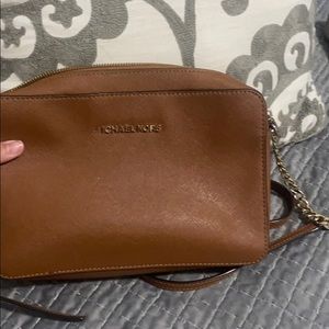Michael kors crossbody